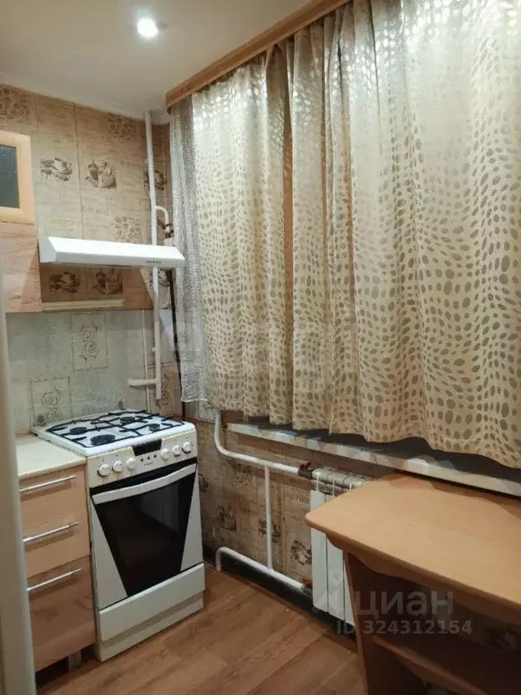 2-к кв. Красноярский край, Красноярск ул. 60 лет Октября, 40а (45.0 м) - Фото 1