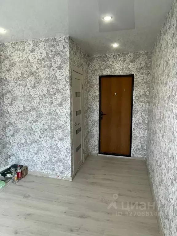 Комната Красноярский край, Красноярск ул. Калинина, 10 (12.0 м) - Фото 2