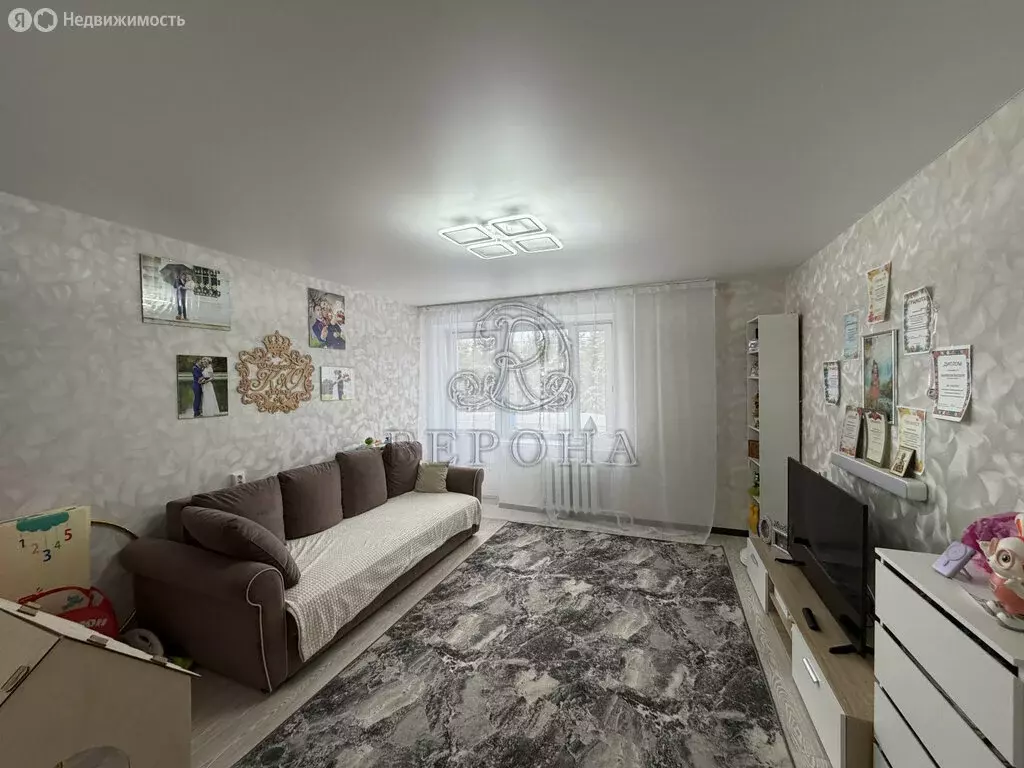 3-комнатная квартира: село Ямкино, улица Центральная Усадьба, 10 (61.9 ... - Фото 1