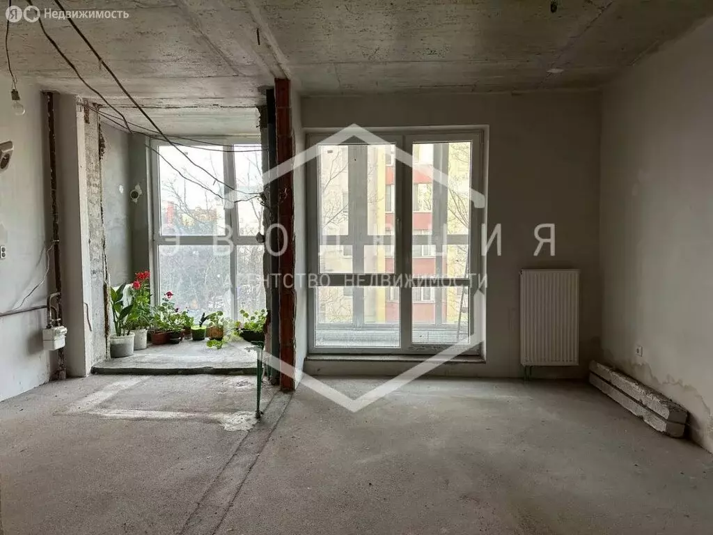 1-комнатная квартира: Калининград, Бассейная улица, 7 (41.7 м) - Фото 1
