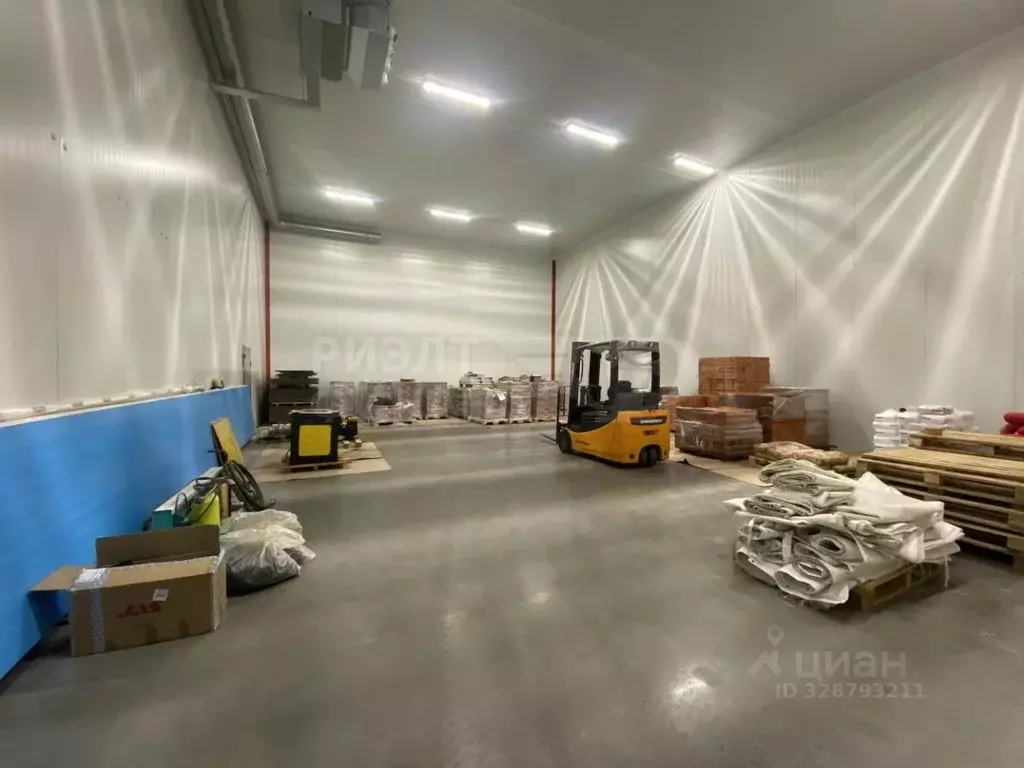 Склад в Калининградская область, Гурьевский муниципальный округ, пос. ... - Фото 1