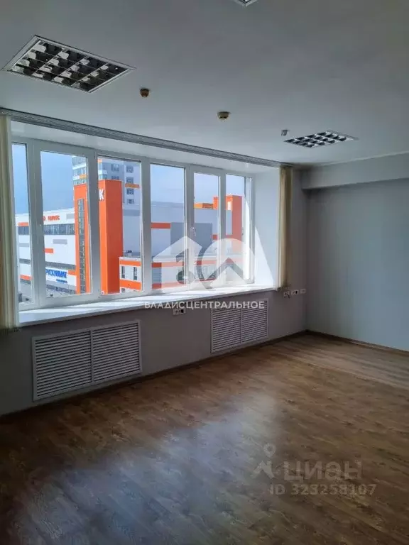 Офис в Новосибирская область, Новосибирск Фабричная ул., 4 (37 м) - Фото 1