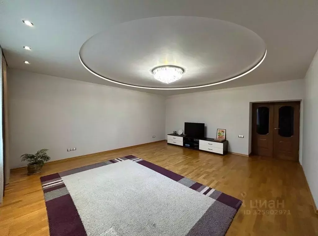 4-к кв. Башкортостан, Уфа Революционная ул., 111/2 (150.0 м) - Фото 2