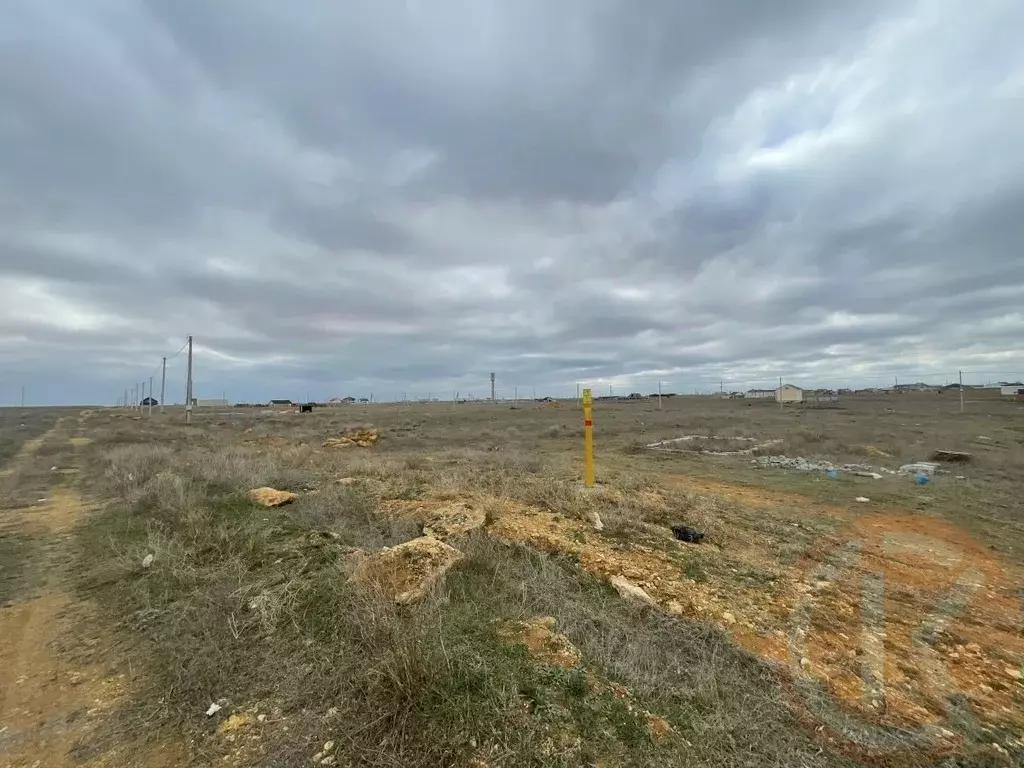 Участок в Крым, Сакский район, Суворовское с/пос, с. Каменоломня ул. ... - Фото 2