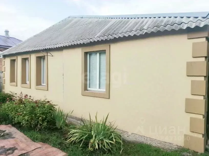 Дом в Белгородская область, Валуйки ул. Карла Маркса, 15 (61 м) - Фото 2