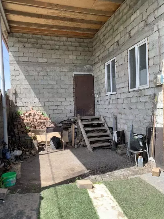 Дом в Северная Осетия, Владикавказ Терек СНО, 311 (120 м) - Фото 1