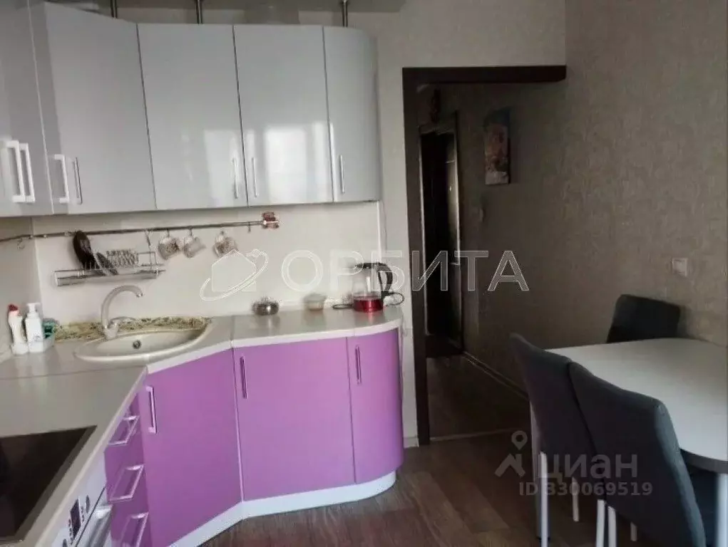 2-к кв. Тюменская область, Тюмень ул. Лесопарковая, 13А (49.5 м) - Фото 2