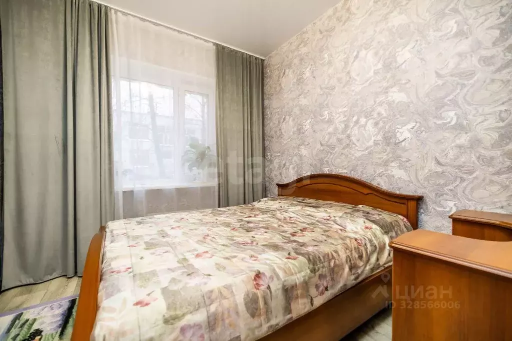 3-к кв. Ханты-Мансийский АО, Сургут ул. Декабристов, 12/1 (69.6 м) - Фото 2