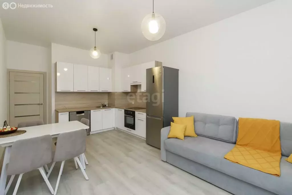 2-комнатная квартира: Тюмень, улица Монтажников, 44 (62.7 м) - Фото 2