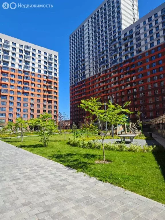 1-комнатная квартира: Екатеринбург, Полимерный переулок, 13 (32.9 м) - Фото 0