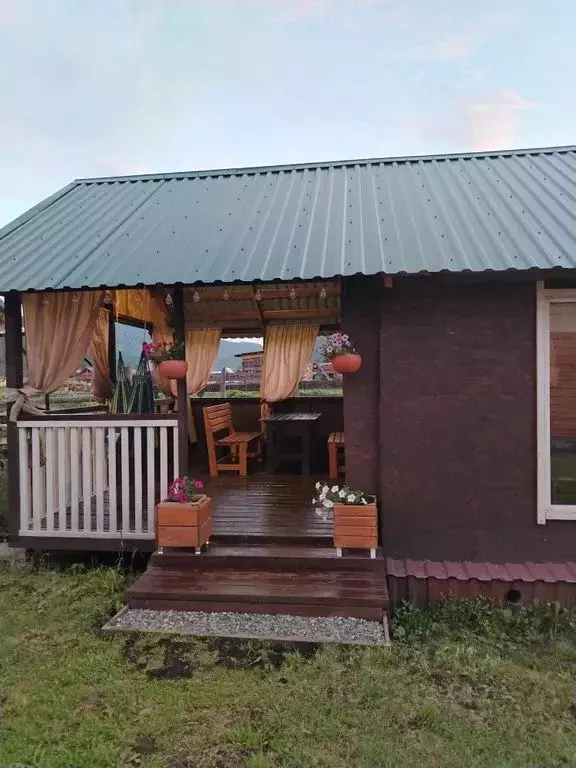 Дом в Алтай, Шебалинский район Р-256 Чуйский тракт, 507-й км (16 м) - Фото 1