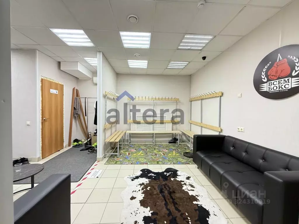 Помещение свободного назначения в Татарстан, Казань Курская ул., 20 ... - Фото 1