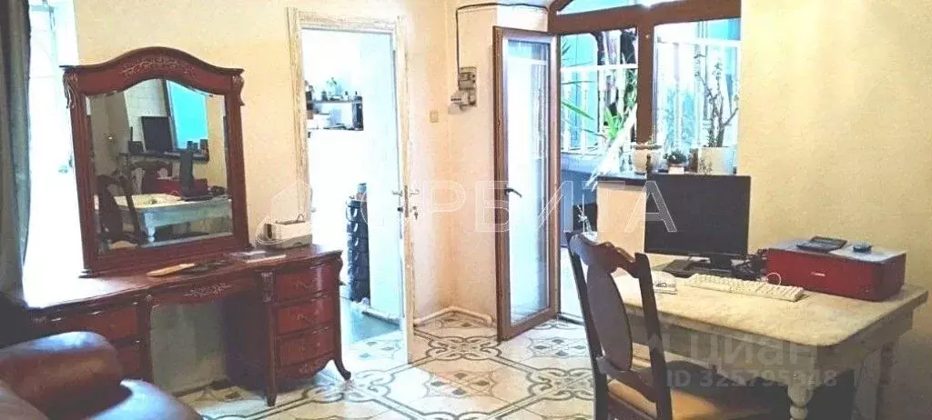 Дом в Тюменская область, Тюмень ул. Дружбы (232 м) - Фото 2