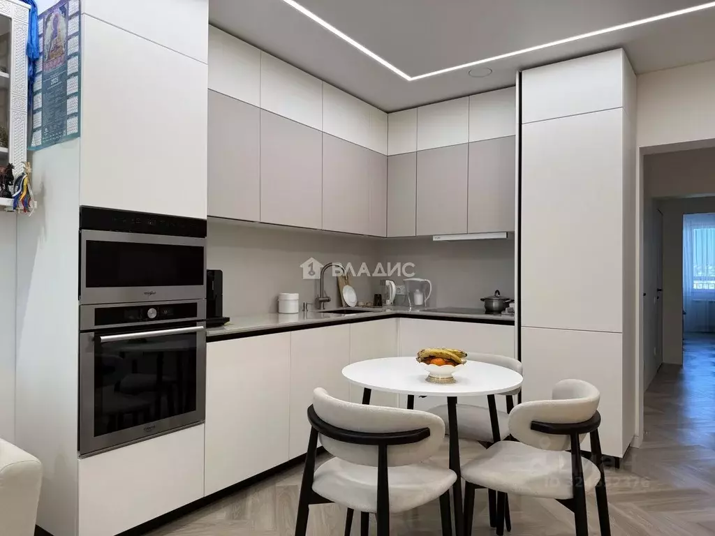 2-к кв. Бурятия, Улан-Удэ просп. 50-летия Октября, 2/1 (74.0 м) - Фото 2