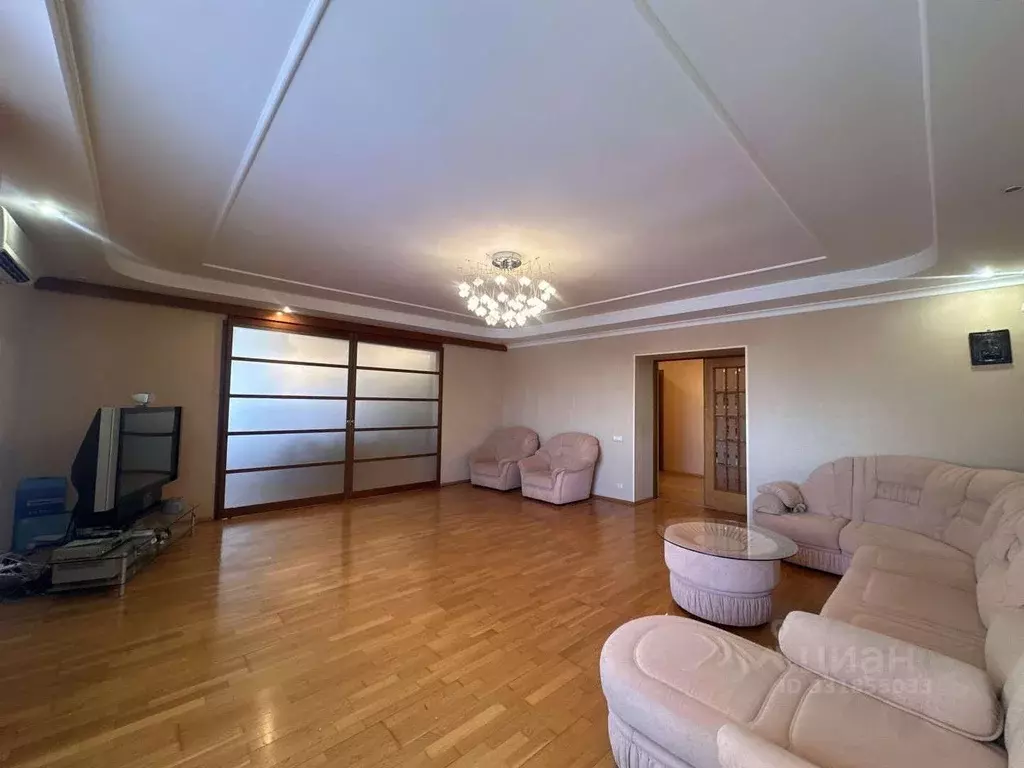 4-к кв. Башкортостан, Уфа ул. Карла Маркса, 53/1 (160.0 м) - Фото 1