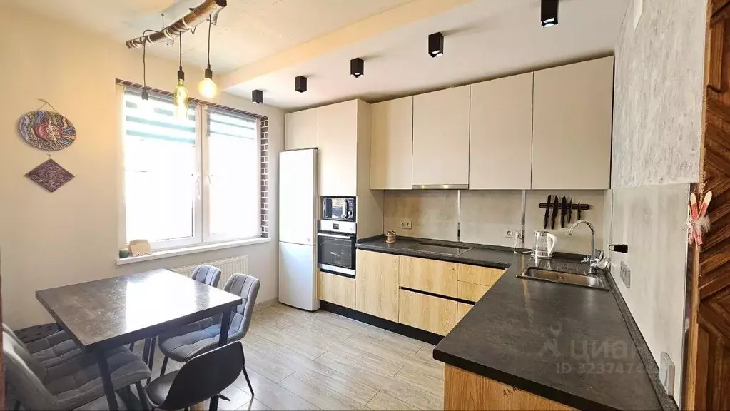 2-к кв. Краснодарский край, Новороссийск Мысхакское ш., 59 (56.0 м) - Фото 1