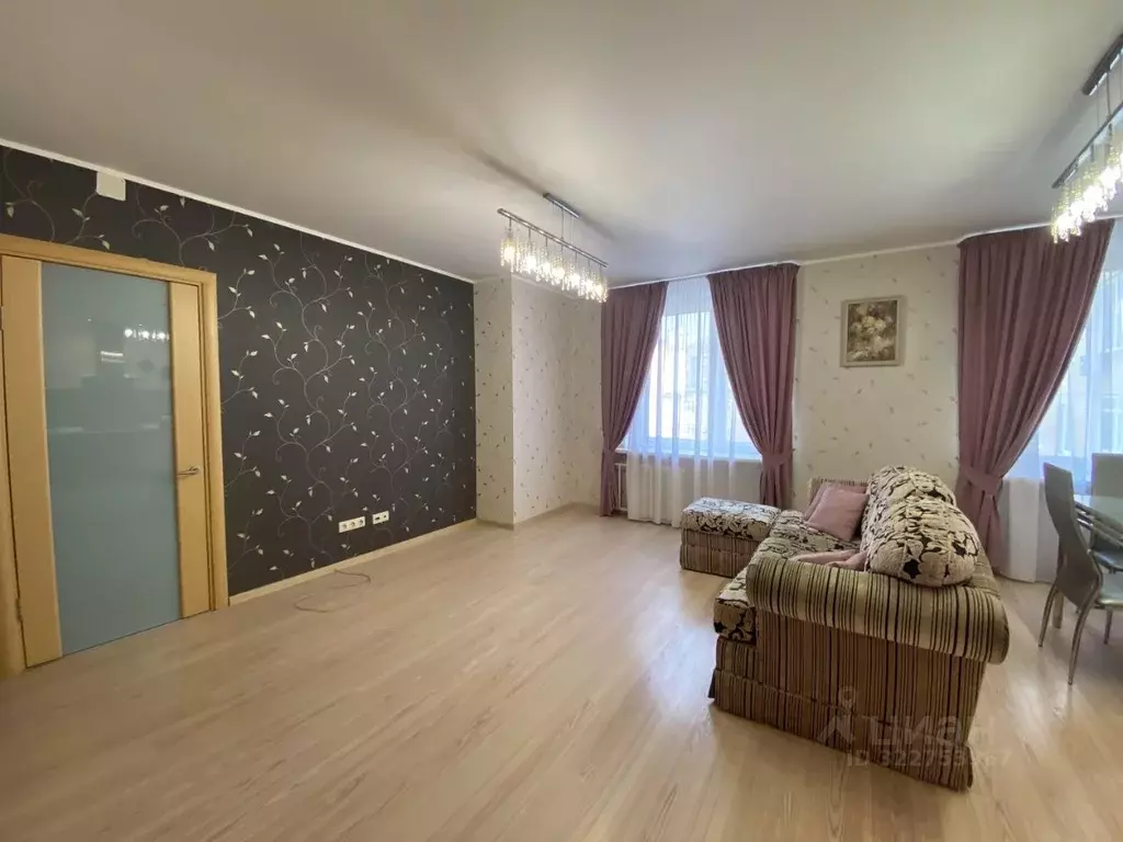 2-к кв. Пермский край, Пермь ул. Ленина, 10 (61.8 м) - Фото 2