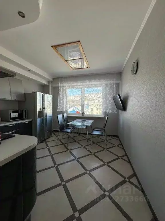 2-к кв. Сахалинская область, Южно-Сахалинск просп. Победы, 5К2 (75.0 ... - Фото 2