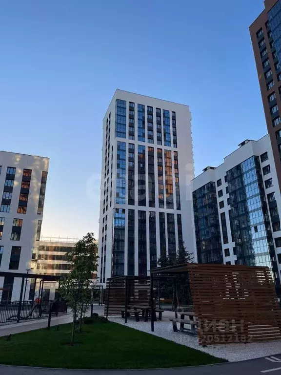 2-к кв. Татарстан, Казань ул. Аделя Кутуя, 100 (66.1 м) - Фото 2