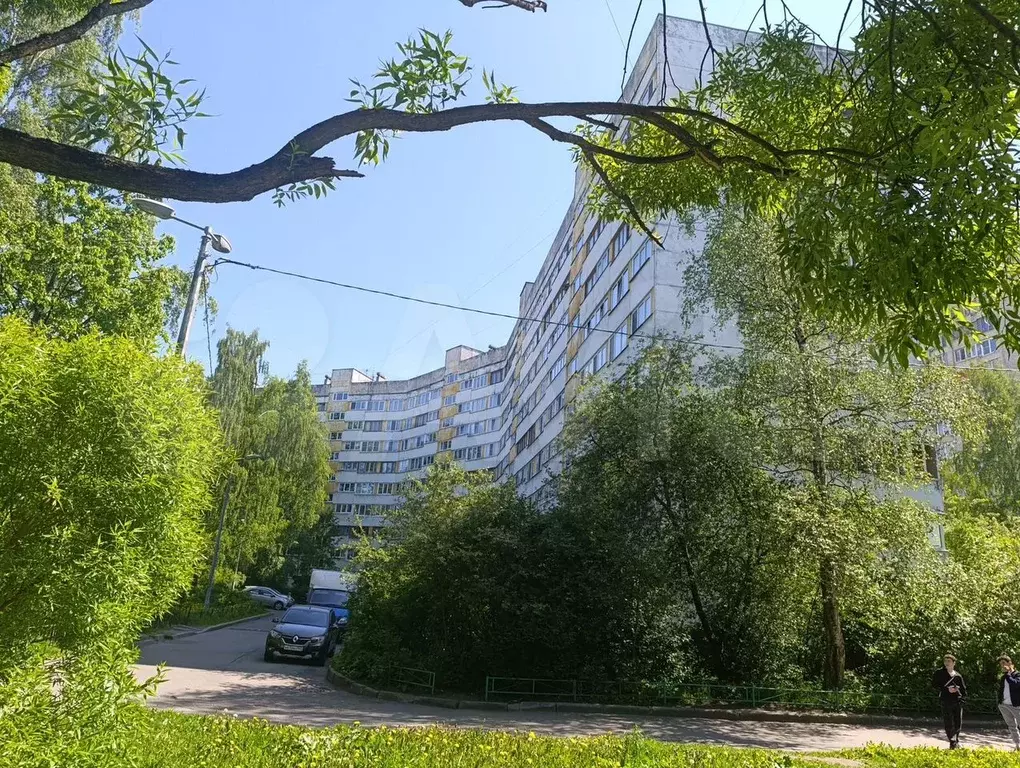 Комната 12 м в 4-к., 1/9 эт. - Фото 1