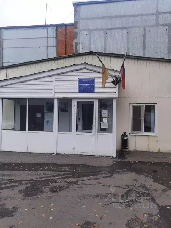 Помещение свободного назначения в Пензенская область, Пенза просп. ... - Фото 1