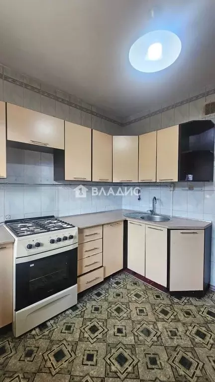 3-к кв. Иркутская область, Ангарск 219-й кв-л, 13 (62.4 м) - Фото 1