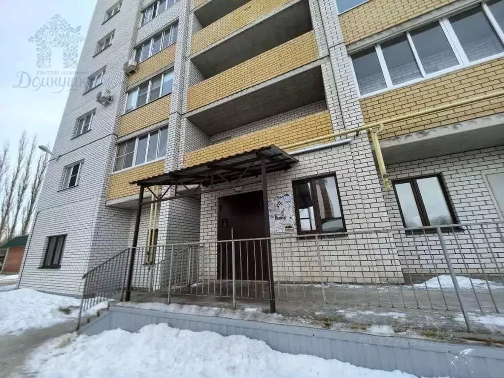 1-к кв. Воронежская область, Семилуки ул. Чапаева, 68 (46.0 м) - Фото 1