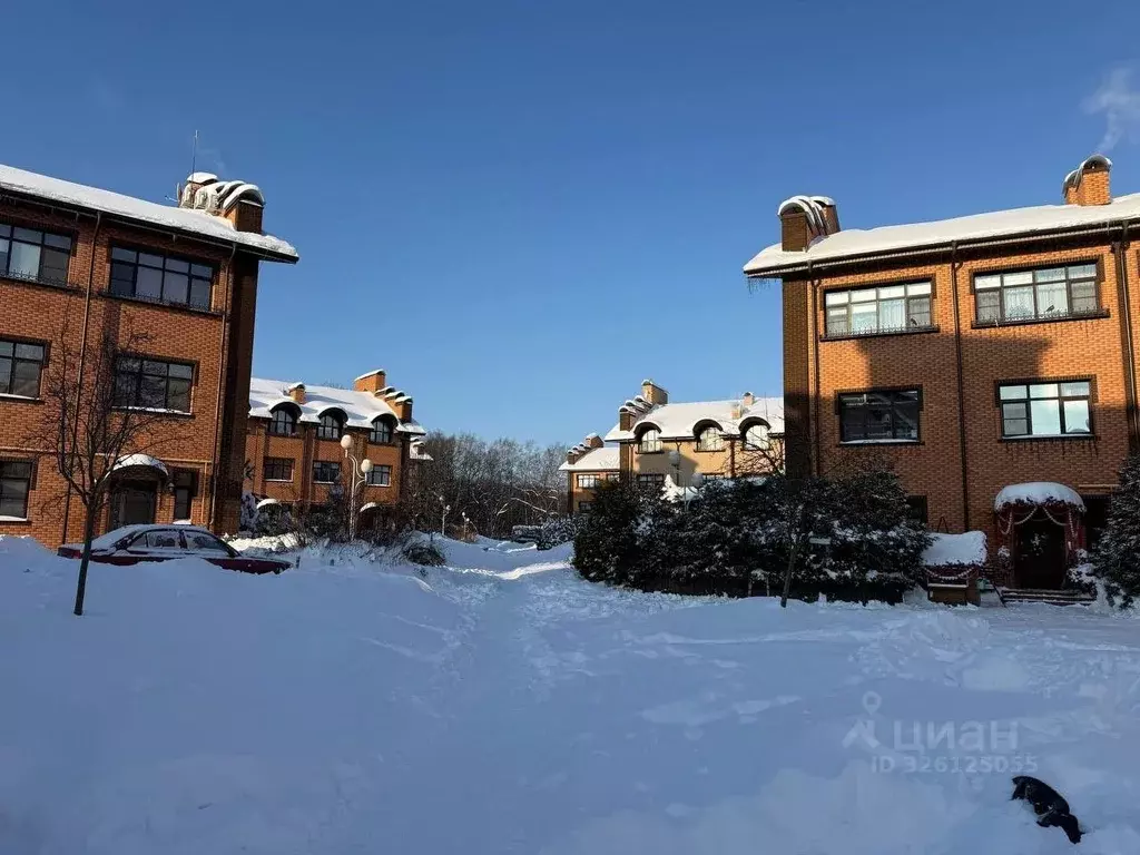 Таунхаус в Москва д. Пучково, ул. Троицкая, 104к4 (138 м) - Фото 1