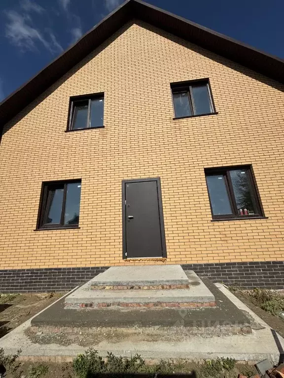 Дом в Омская область, Омск ул. 10-я Северная, 7 (185 м) - Фото 1