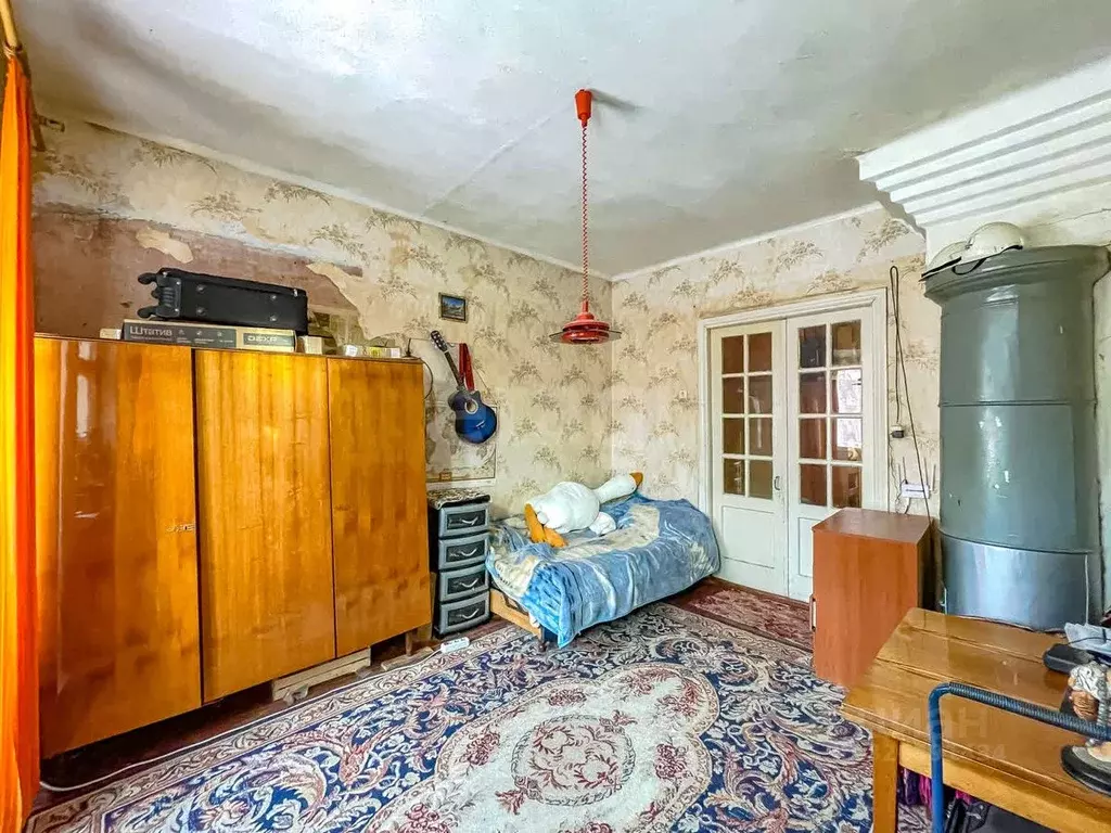 3-к кв. Ленинградская область, Кировский район, Назия пгт ул. ... - Фото 1