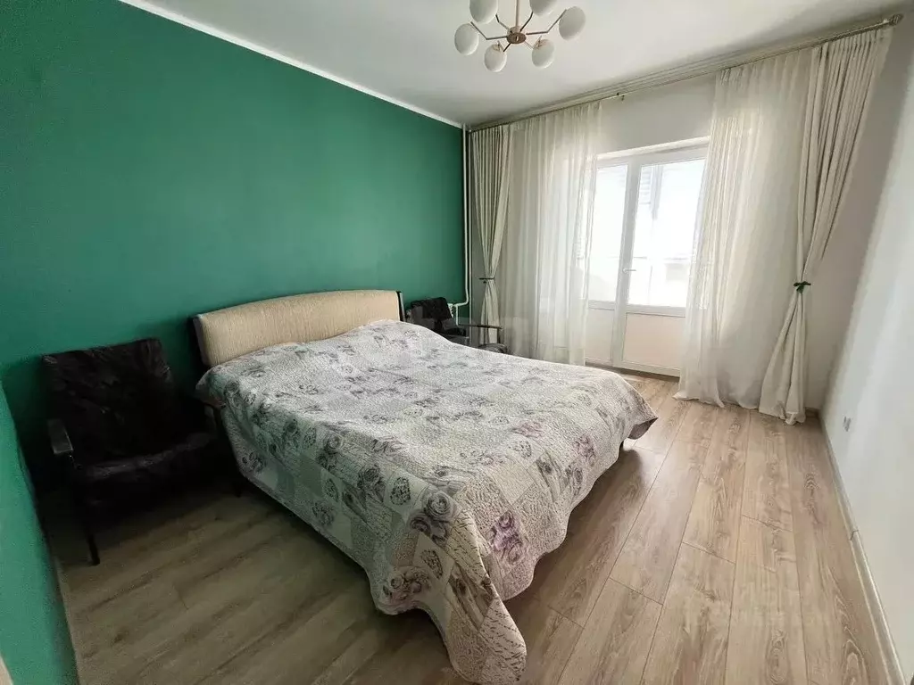 3-к кв. Воронежская область, Воронеж ул. Артамонова, 38Д (90.0 м) - Фото 1