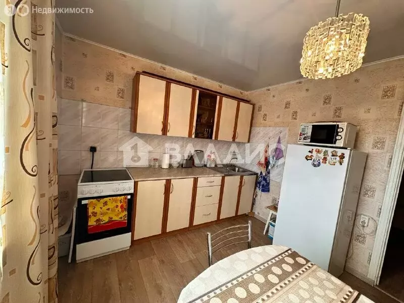 2-комнатная квартира: Улан-Удэ, Октябрьская улица, 5 (48.5 м) - Фото 2