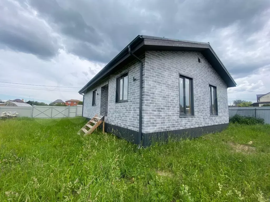 Дом 100 м на участке 6 сот. - Фото 1