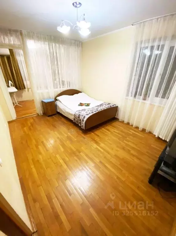 1-к кв. Краснодарский край, Сочи Центральный мкр, ул. Воровского (37.0 ... - Фото 1