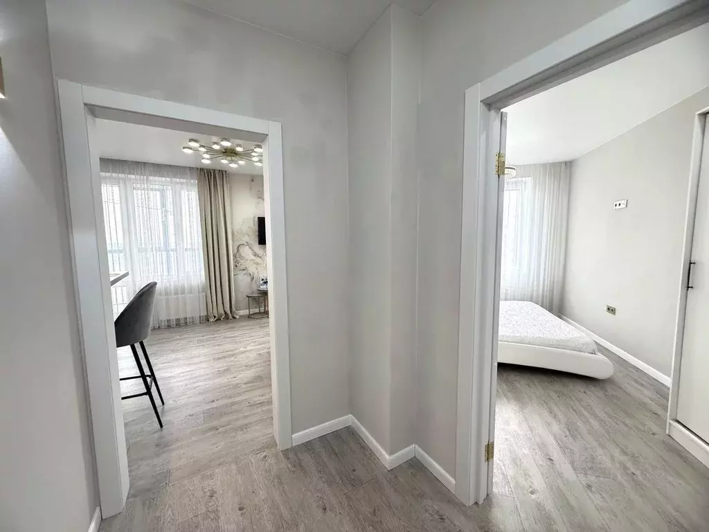 1-к кв. Тюменская область, Тюмень ул. Монтажников, 36 (40.0 м) - Фото 1