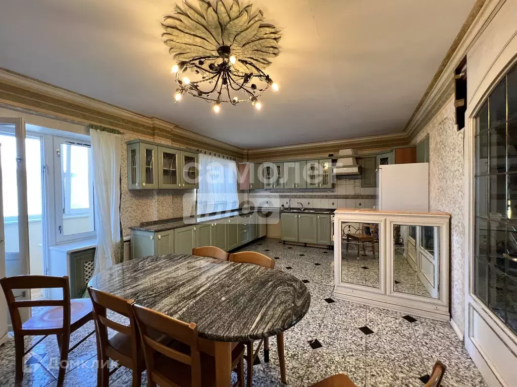 Продаётся 11-к квартира, 272 м - Фото 0
