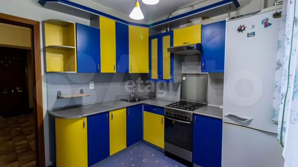 3-к. квартира, 71 м, 5/5 эт. - Фото 1