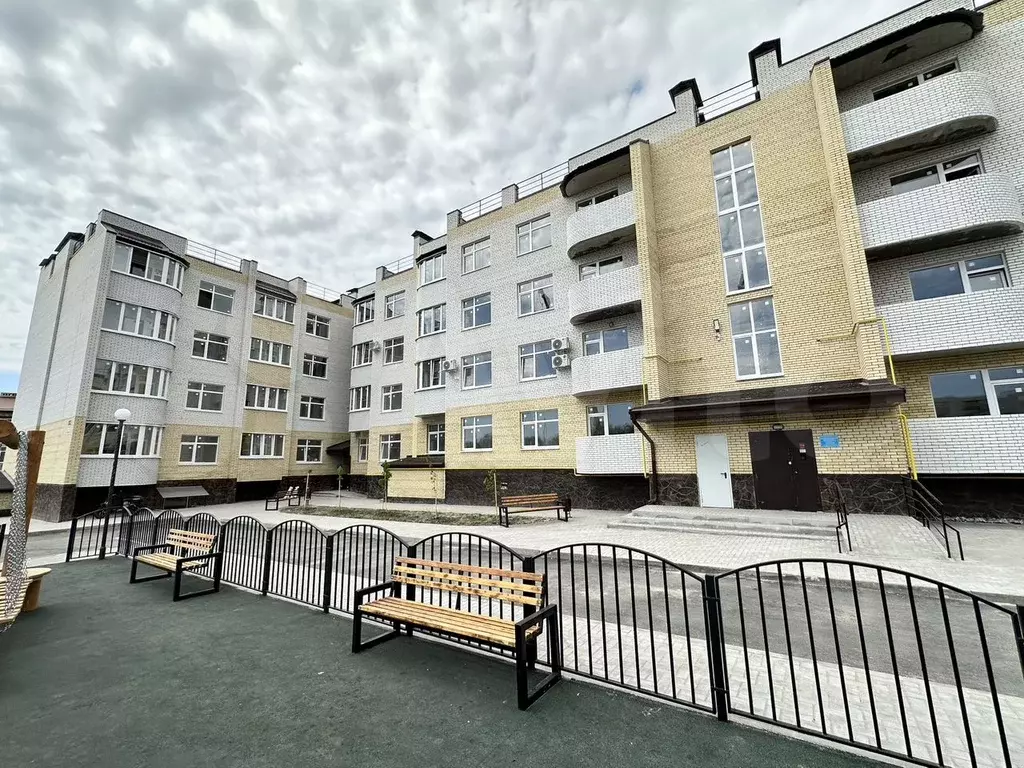 1-к. квартира, 43 м, 4/4 эт. - Фото 0