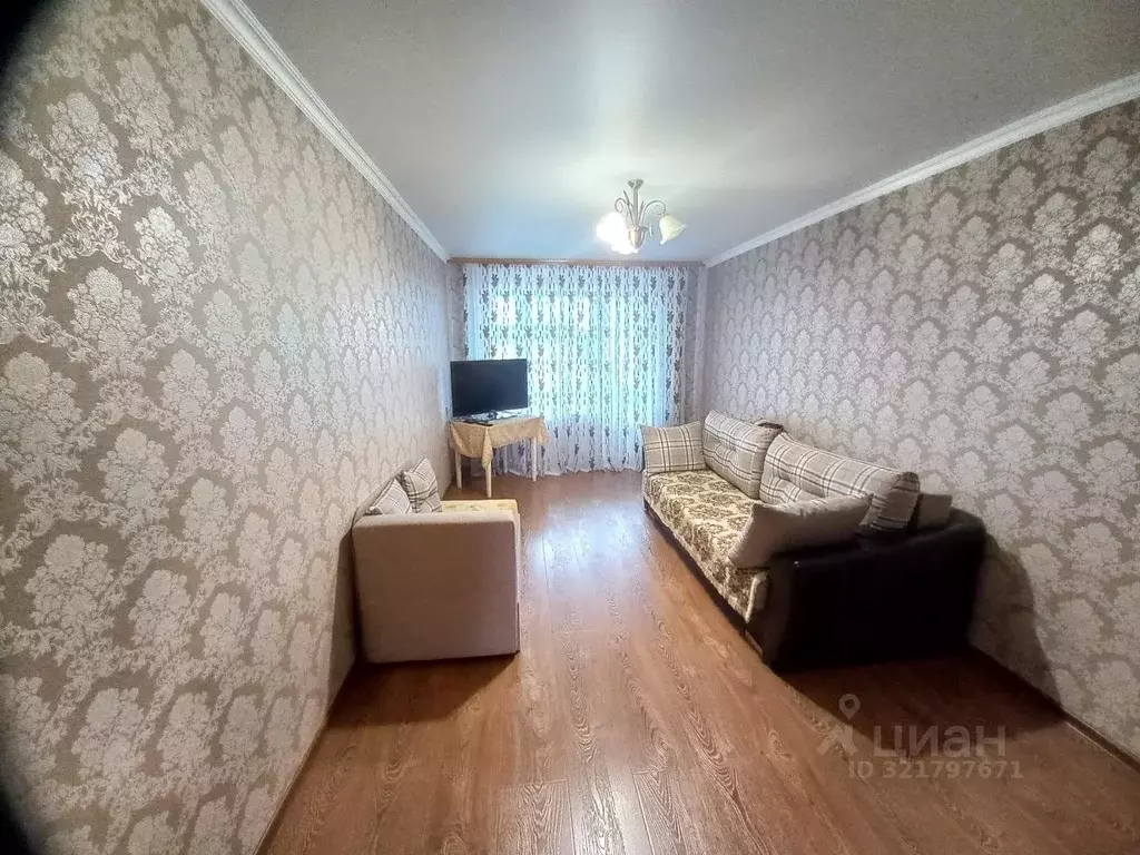 3-к кв. Северная Осетия, Владикавказ Иристонская ул., 32А (65.0 м) - Фото 0