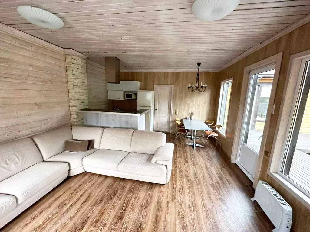 Коттедж в Ленинградская область, Приозерский район, Раздольевское ... - Фото 1