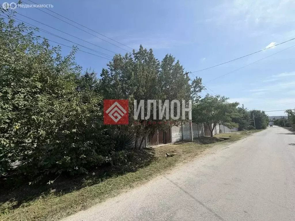 Дом в Республика Крым, муниципальный округ Феодосия, село Ближнее ... - Фото 1