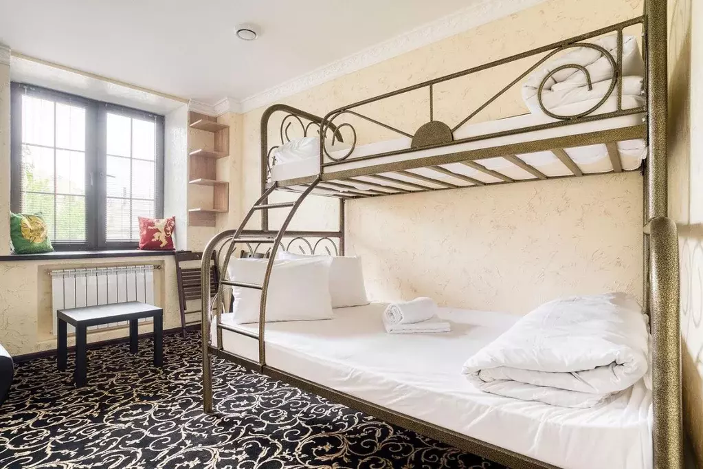 Комната Москва ул. Малая Ордынка, 24 (9.0 м) - Фото 1