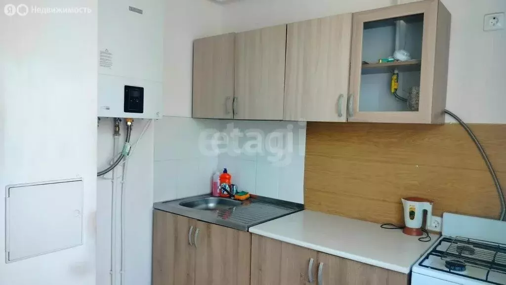 1-комнатная квартира: Ирбит, улица Орджоникидзе, 79А (30.9 м) - Фото 1