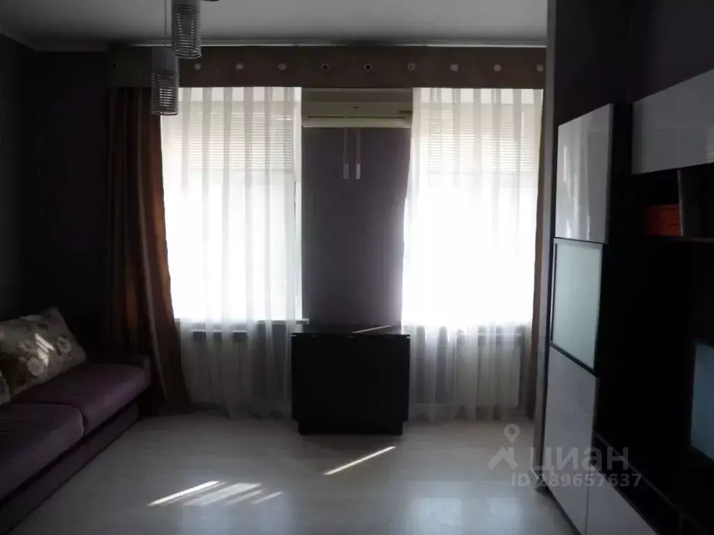 1-к кв. Псковская область, Псков Пароменская ул., 15 (34.0 м) - Фото 1