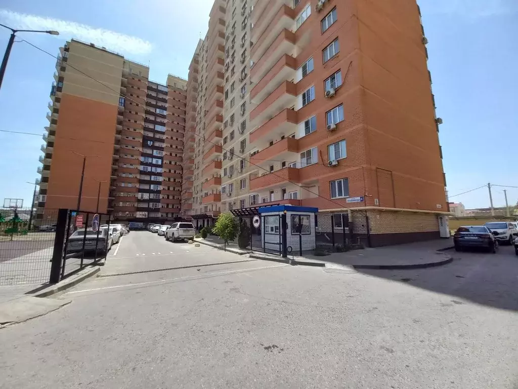 2-к кв. Астраханская область, Астрахань ул. Трофимова, 6 (57.0 м) - Фото 1