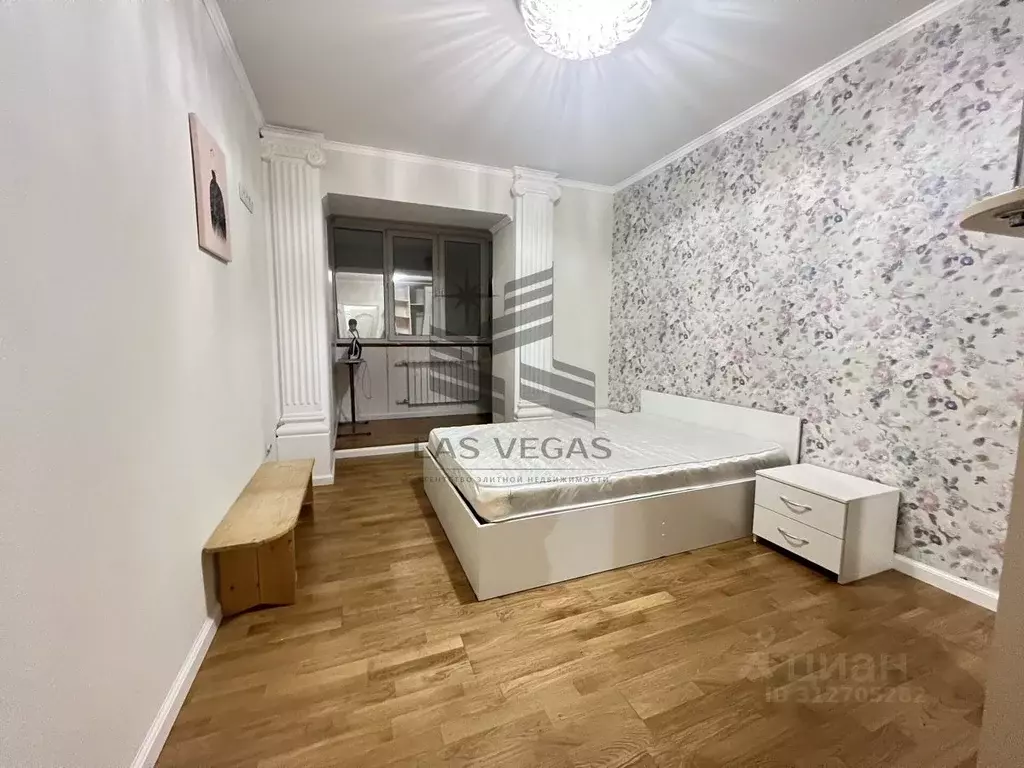 2-к кв. Татарстан, Казань ул. Четаева, 30 (75.0 м) - Фото 0