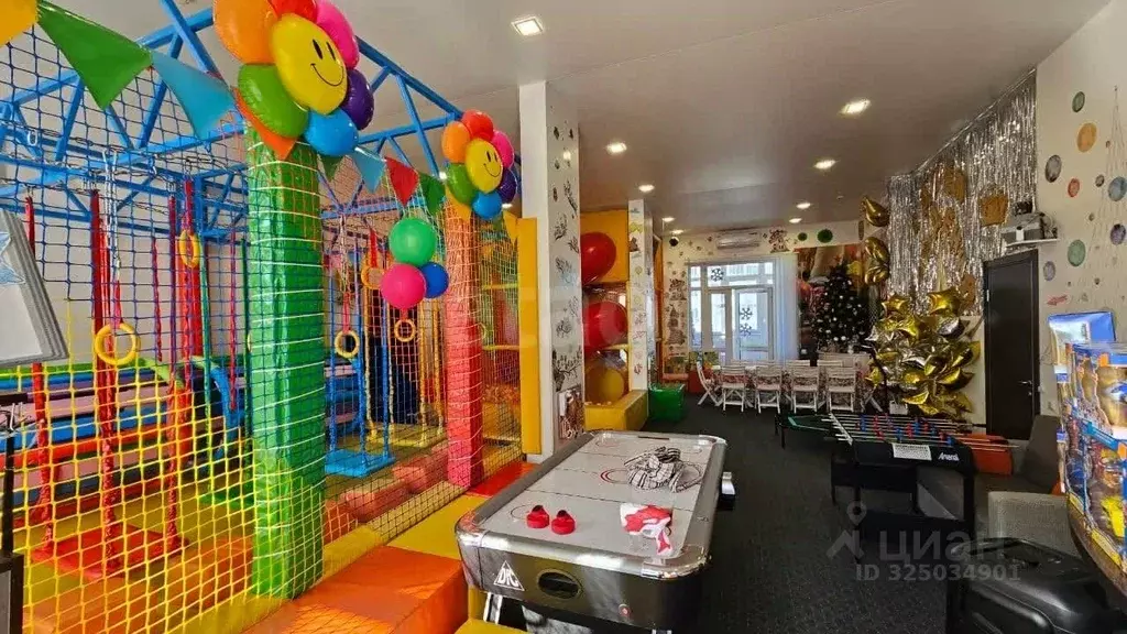 Помещение свободного назначения в Краснодарский край, Геленджик ул. ... - Фото 1