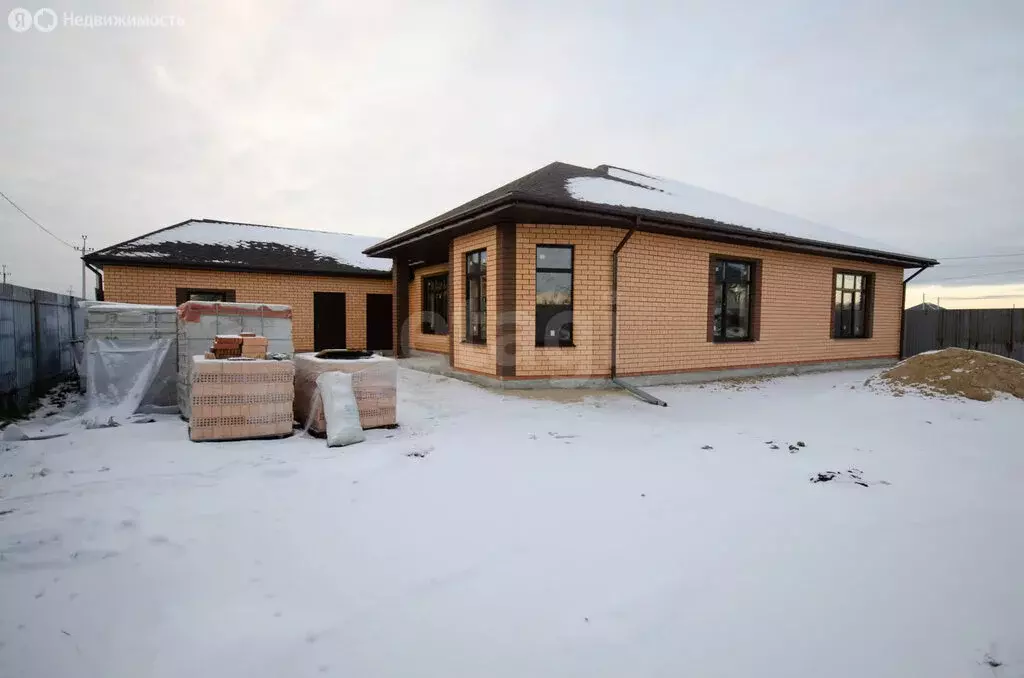 Дом в Ялуторовск, Комсомольская улица (140 м) - Фото 2