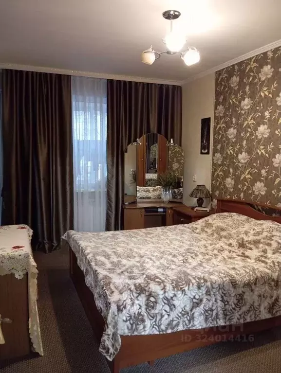 3-к кв. Ленинградская область, Кингисепп Большая Советская ул., 37/2 ... - Фото 1