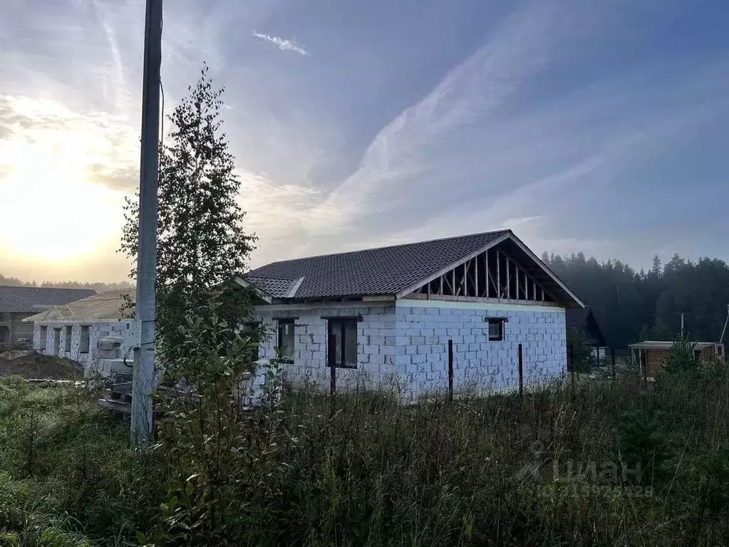 Дом в Кировская область, Слободской район, Бобинское с/пос, д. Кисели ... - Фото 0